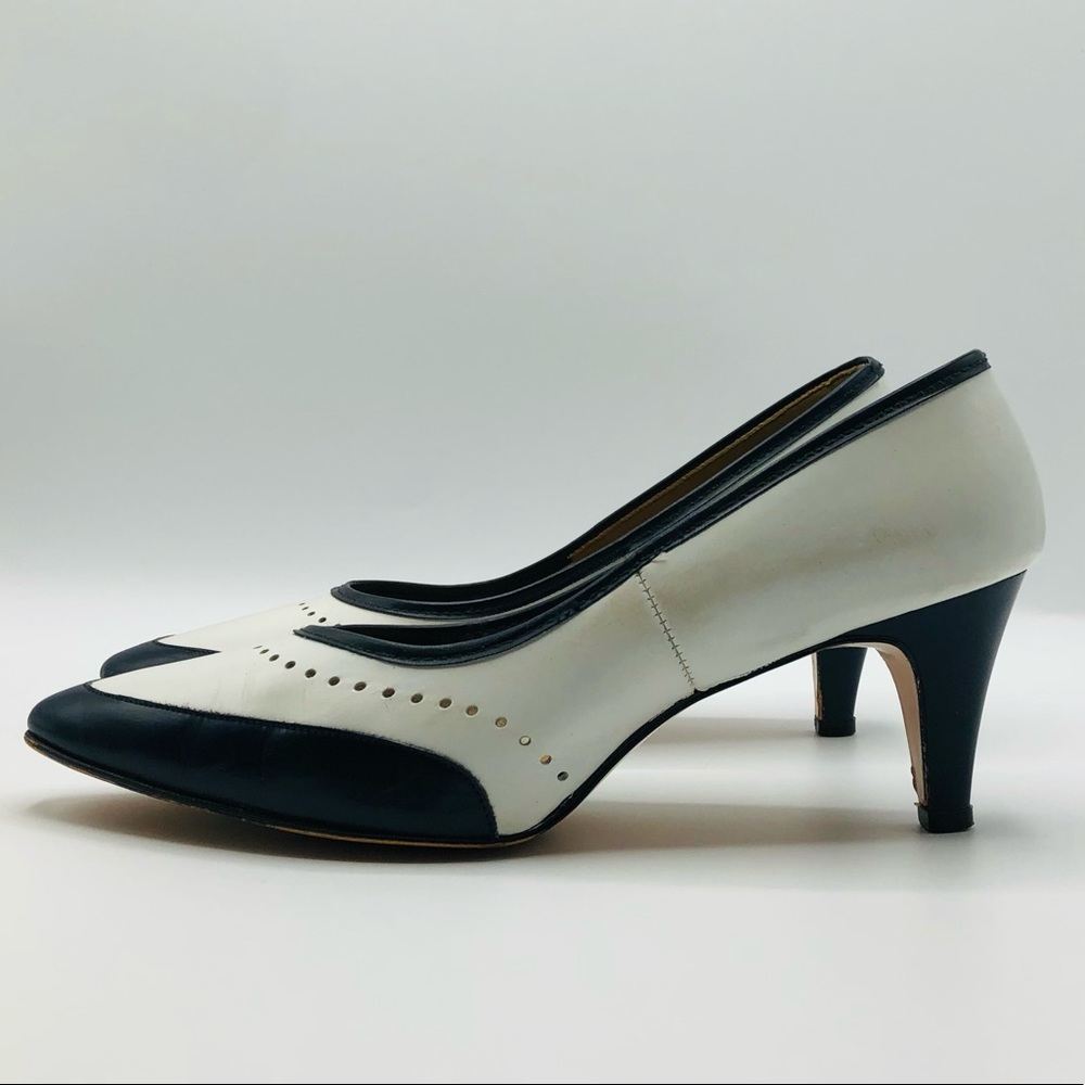 Vintage 70s Vogue Brand Oxford-Inspired Heels - Picture 16 of 16